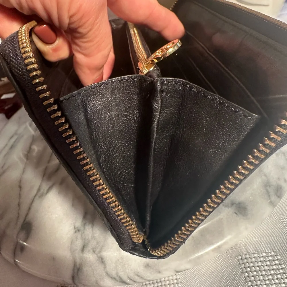 Tory Burch Black Zip around Wallet Nylon and all leather interior gold hardware - Picture 8 of 14